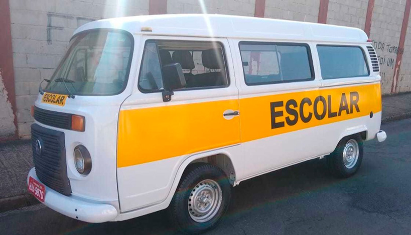 Kombi Escolar